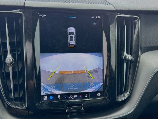 2023 Volvo XC60 B5 Core