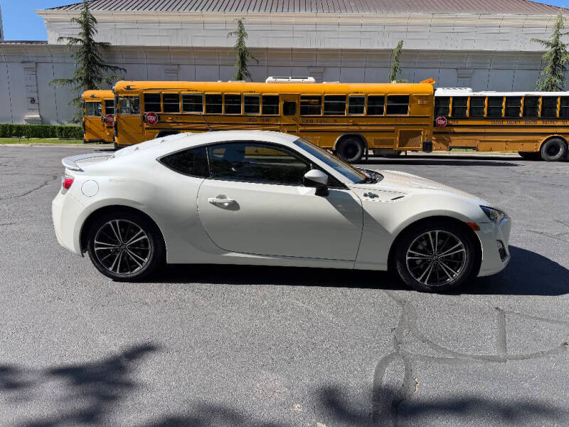 2013 Scion FR-S