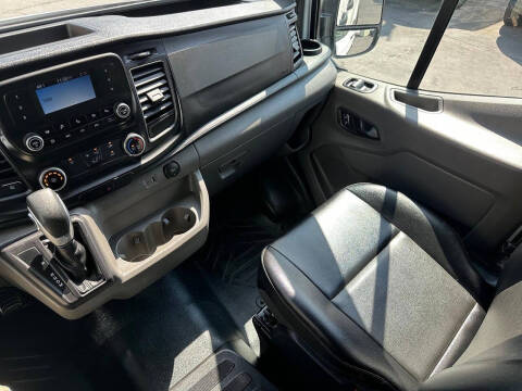 2023 Ford Transit 250