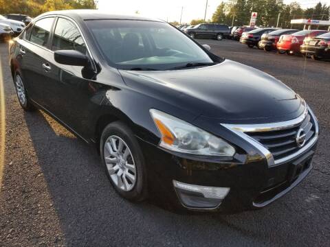 2014 Nissan Altima for sale at Arcia Services LLC in Chittenango NY