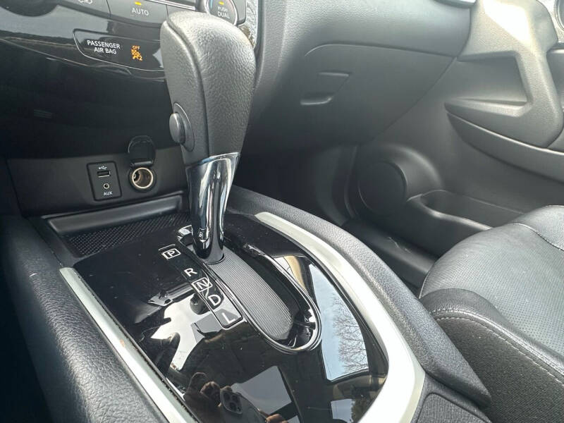 2016 Nissan Rogue SL