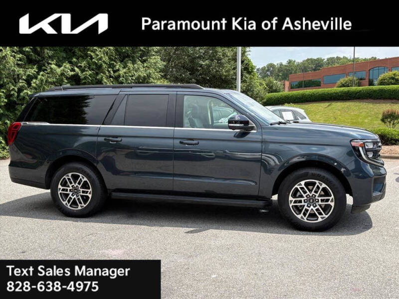 2025 Ford Expedition MAX Active