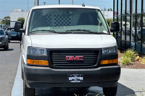 2025 GMC Savana 2500