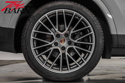 2023 Porsche Cayenne Coupe Platinum Edition