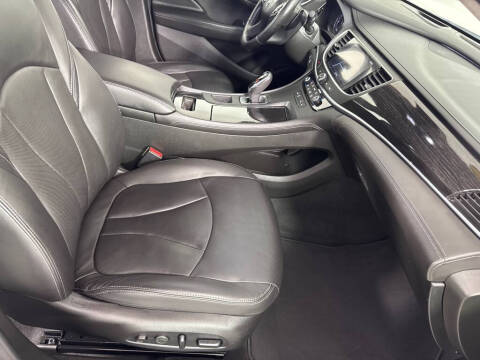 2017 Buick LaCrosse Premium