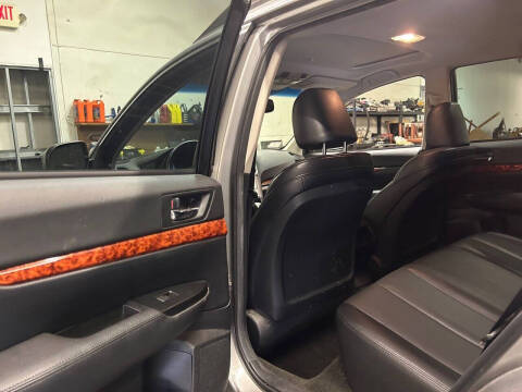 2011 Subaru Outback 2.5i Limited