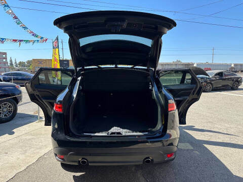 2019 Jaguar F-PACE 25t Prestige