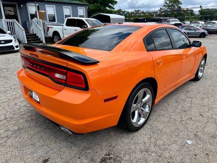 2014 Dodge Charger SXT