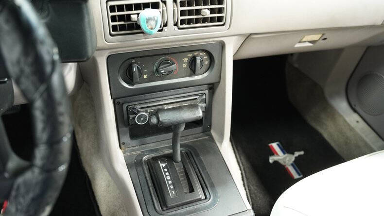 1992 Ford Mustang LX