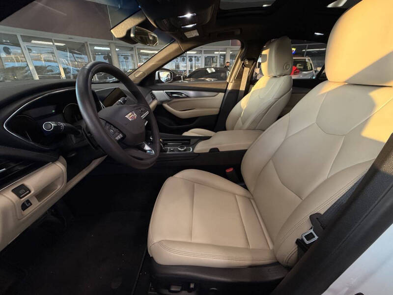 2024 Cadillac CT5 Luxury