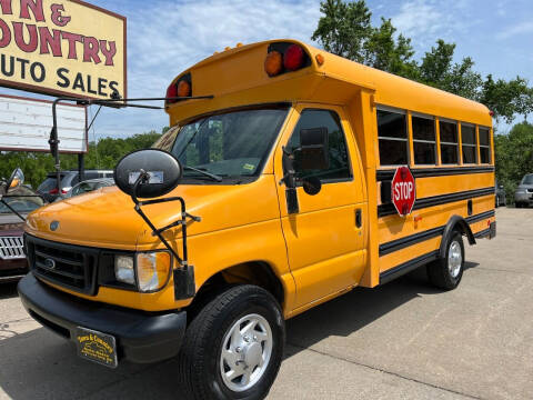 1999 Ford E-Series for sale at Town and Country Auto Sales in Jefferson City MO