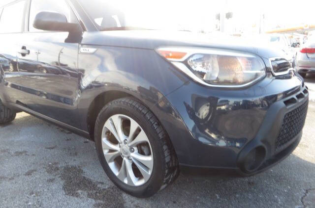 2015 Kia Soul +