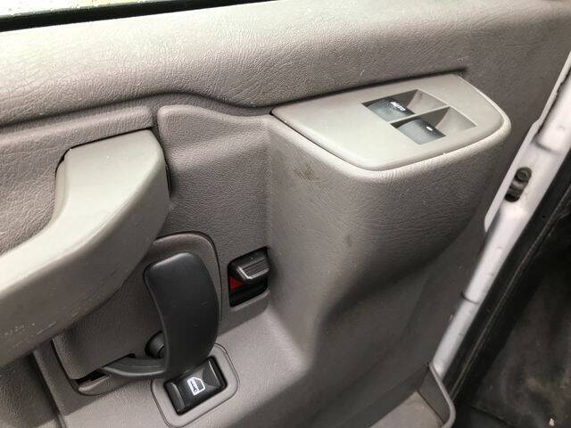 2017 GMC Savana 2500