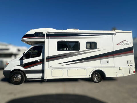 2010 Fleetwood RV QUEST 24E