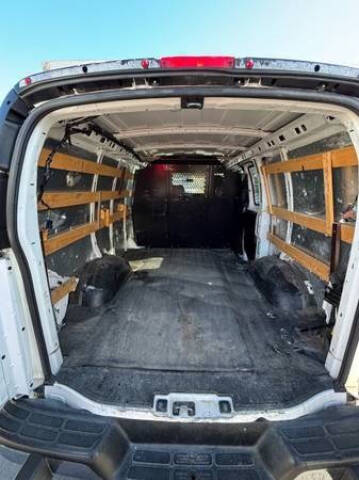 2021 GMC Savana 2500