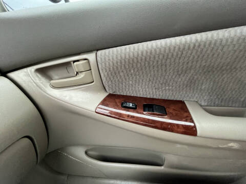 2005 Toyota Corolla S