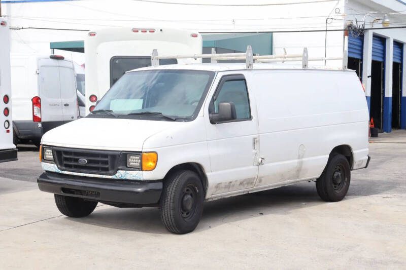 2004 Ford E-Series E-150