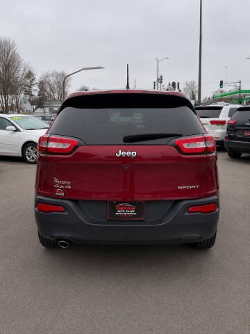 2016 Jeep Cherokee Sport