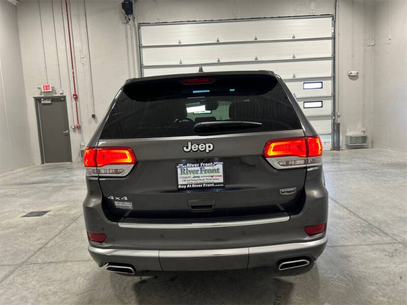 2018 Jeep Grand Cherokee Summit