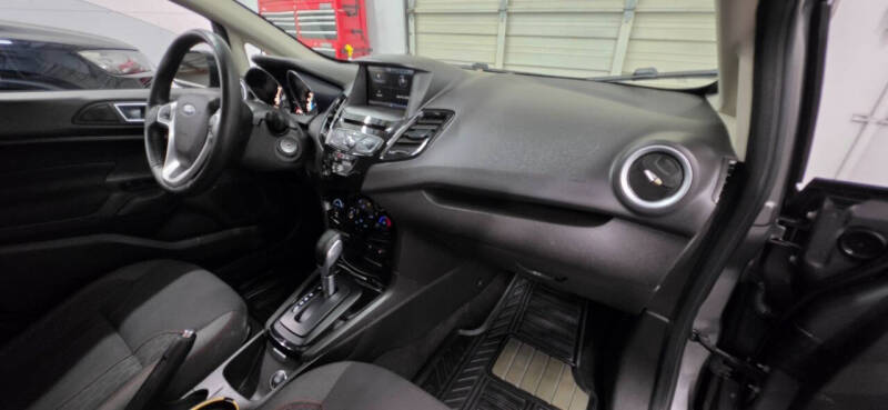 2014 Ford Fiesta SE