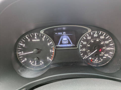 2016 Nissan Pathfinder SL