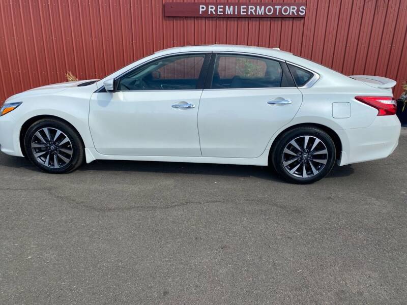 2016 Nissan Altima for sale at PREMIERMOTORS  INC. in Milton Freewater OR