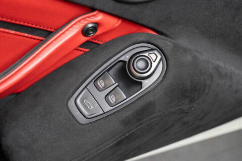 2020 Aston Martin Vantage