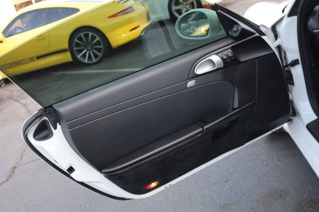 2011 Porsche Cayman