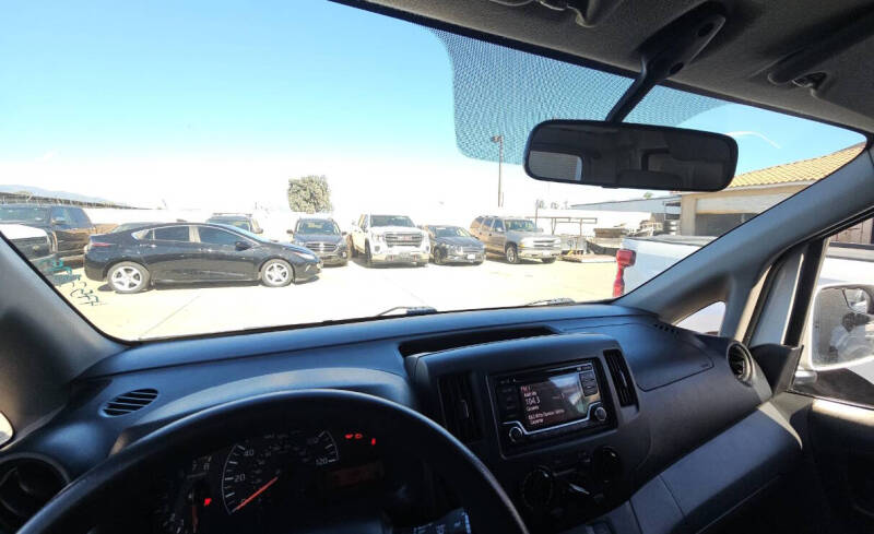 2018 Nissan NV200 SV