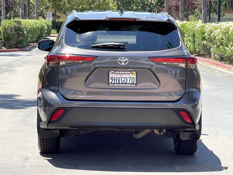 2021 Toyota Highlander XLE