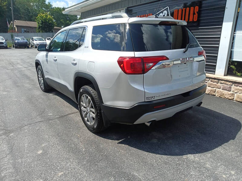 2017 GMC Acadia SLE-2