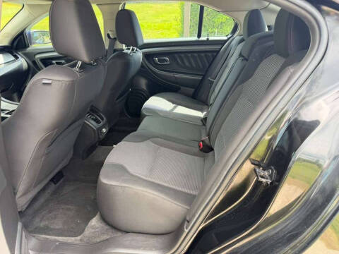 2011 Ford Taurus SEL