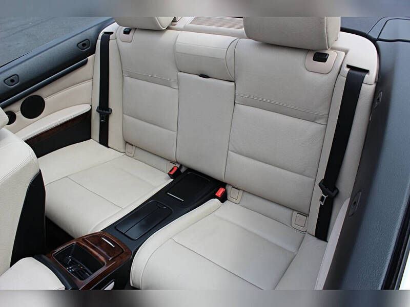 2011 BMW 3 Series 335i