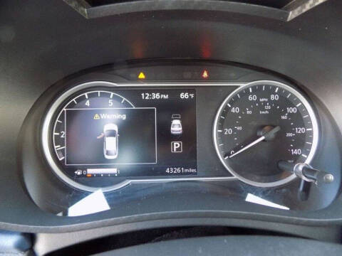 2023 Nissan Versa SV