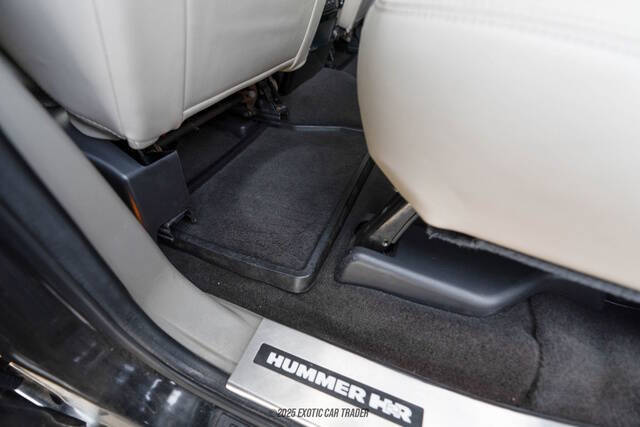 2004 HUMMER H2