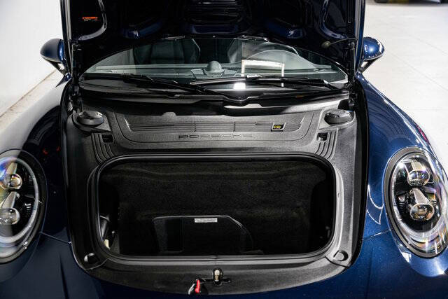 2019 Porsche 911 Targa 4 GTS