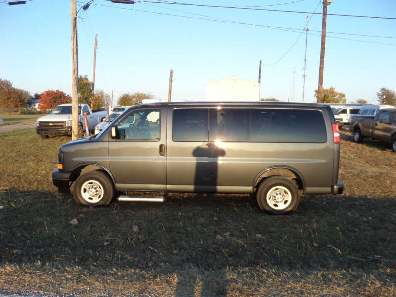 2017 Chevrolet Express Passenger for sale at AUTO FLEET REMARKETING, INC. in Van Alstyne TX