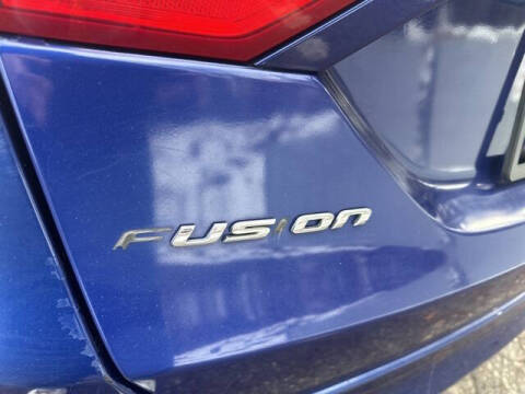 2013 Ford Fusion SE
