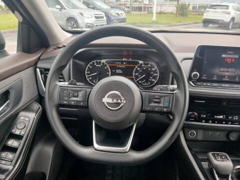 2022 Nissan Rogue SV