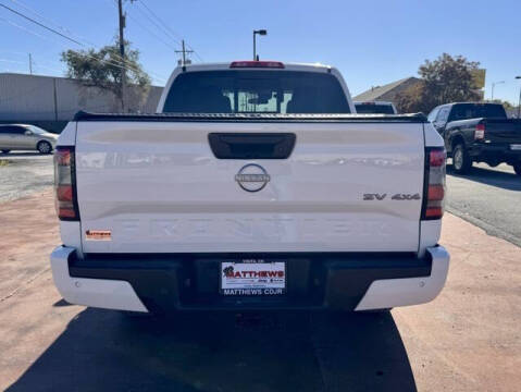 2024 Nissan Frontier SV