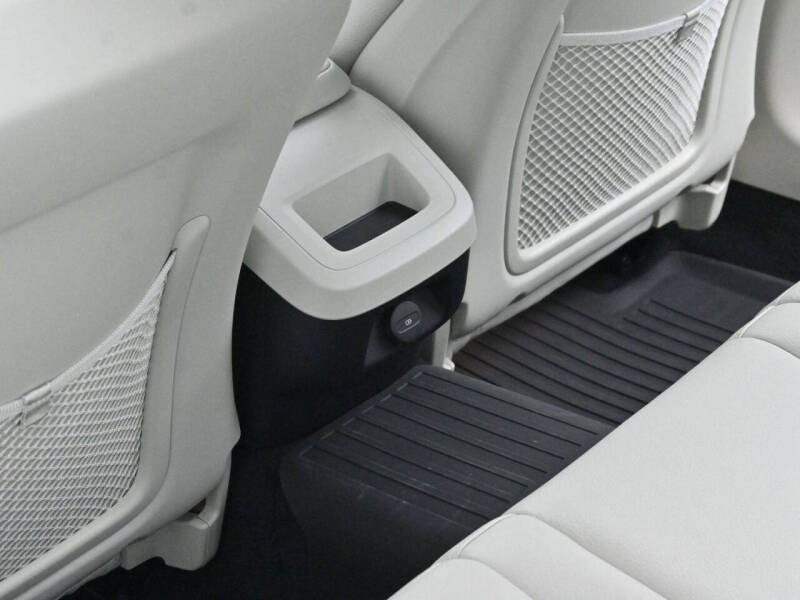 2025 Volvo S60 B5 Plus