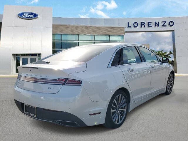 2020 Lincoln MKZ Standard