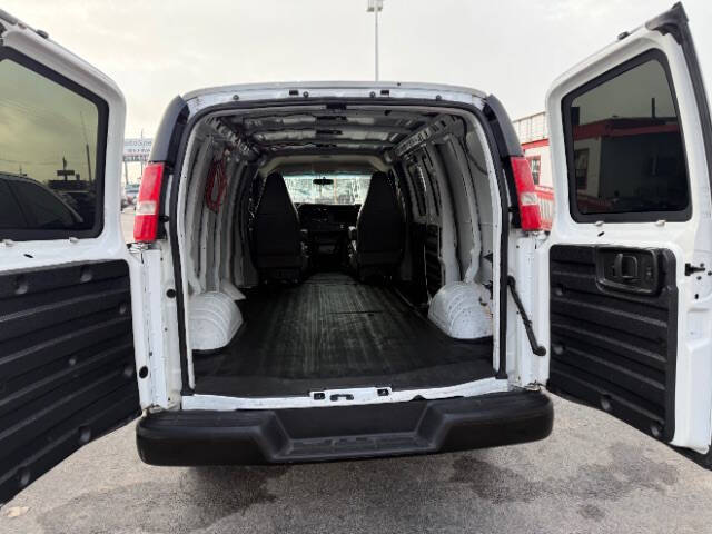 2017 Chevrolet Express 2500