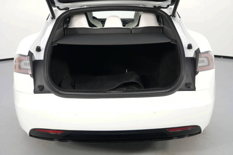 2017 Tesla Model S 90D