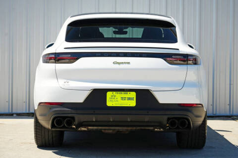 2023 Porsche Cayenne E-Hybrid Coupe