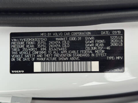 2019 Volvo XC60 T5 R-Design