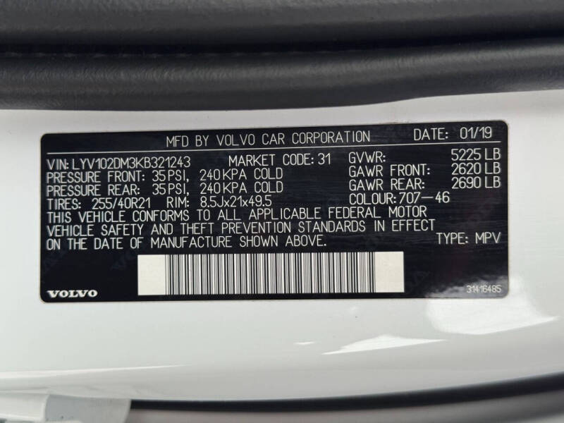 2019 Volvo XC60 T5 R-Design