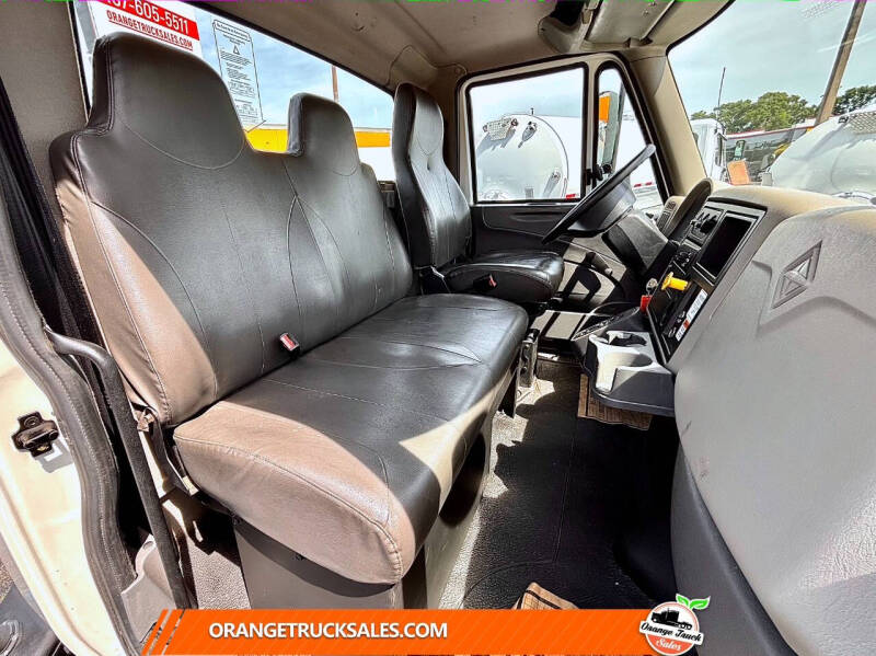 2019 International DuraStar 4300