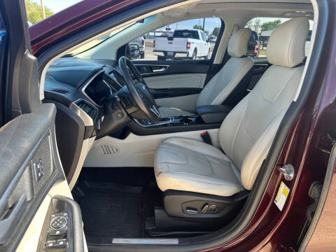 2017 Ford Edge Titanium