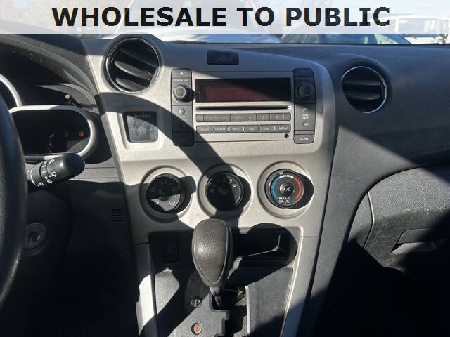 2009 Pontiac Vibe for sale at Bowman Auto Center in Clarkston, MI